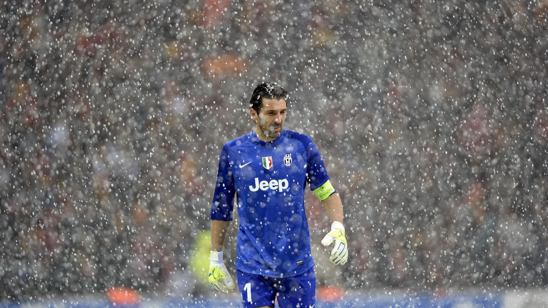 “罗密欧·冈萨雷斯：阿根廷美洲狮队的多面手，推动战术灵活性”