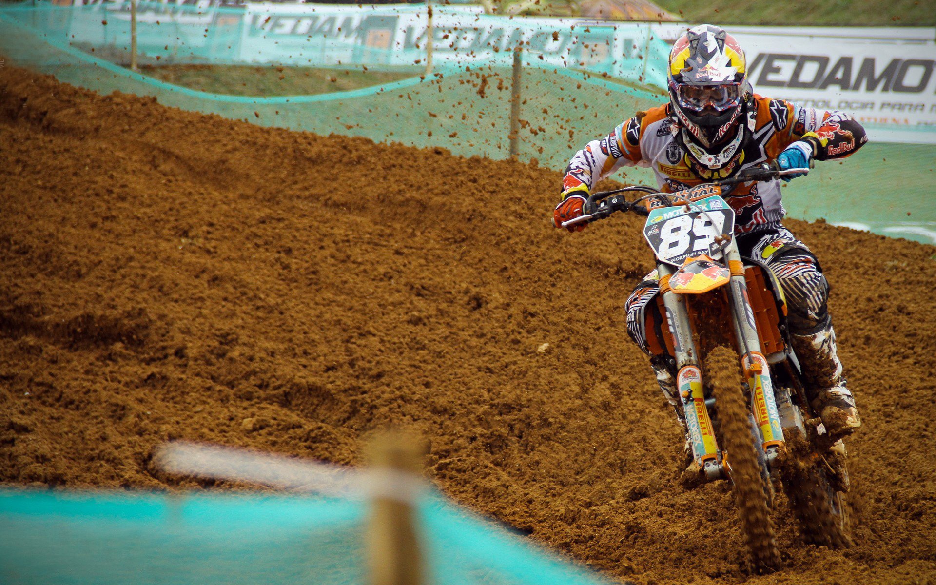 49人连取胜利,麦卡弗里状态火热,麦卡弗雷